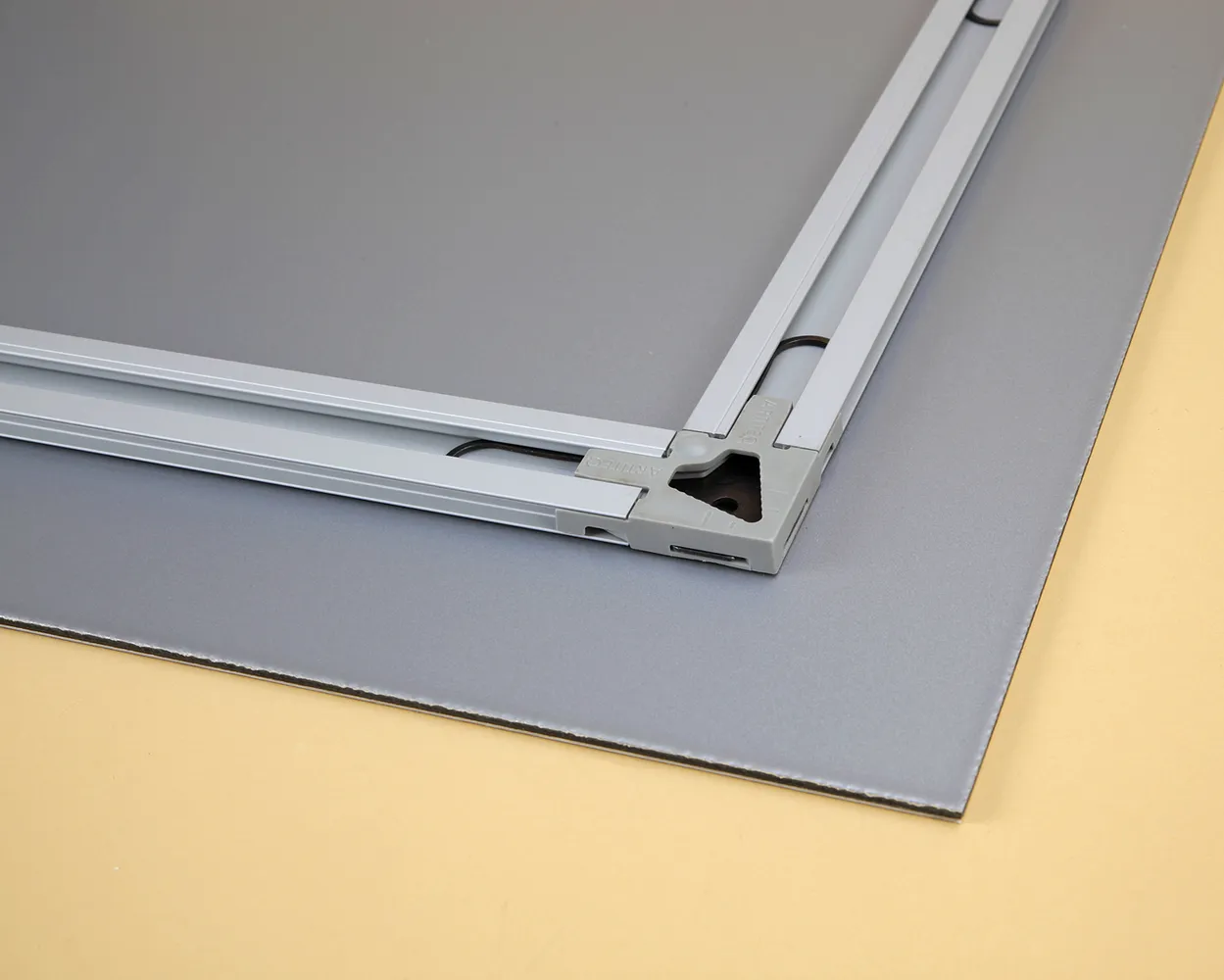 Dibond + Foto laminada + Bastidor