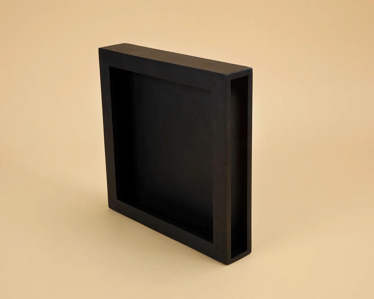 Caja Marco